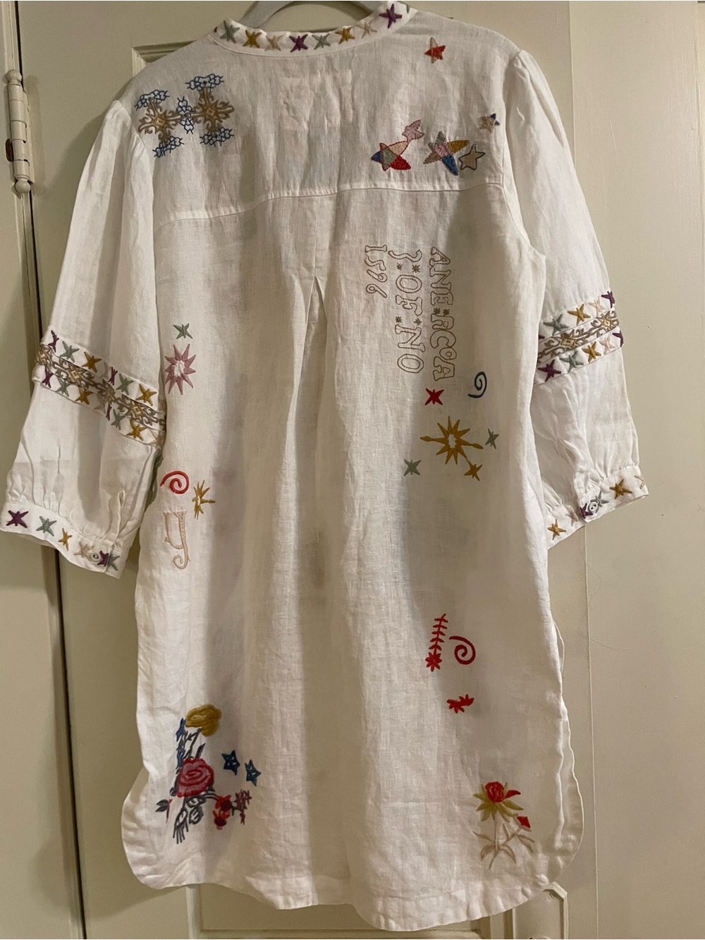 Johnny Was Ivory Label Top with Red Logo and Gold Stitching - Picture 6 of 8
